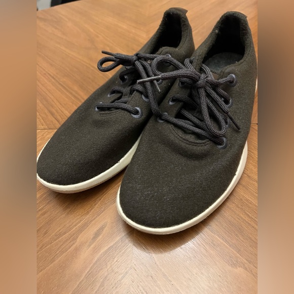 Allbirds Men’s Wool Runners - Picture 4 of 6